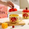 Niedliche Apfel-Keramiktasse mit Deckel Löffel Geschenkbox Kreative Haushalts-Wassertasse für Mädchen Super süße Souvenir-Geschenktasse