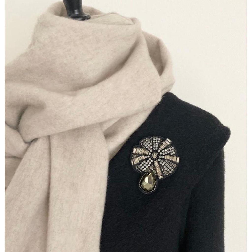 Used Magnolia Collection Alashan Cashmere Stole Beige