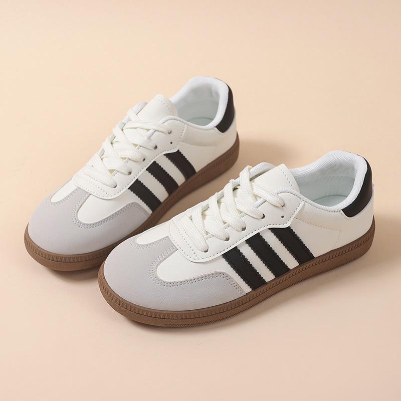 

Retro German training shoes women s 2025 summer new flat-bottomed versatile little white shoes breathable sports casual shoes soft baseplate shoes 40