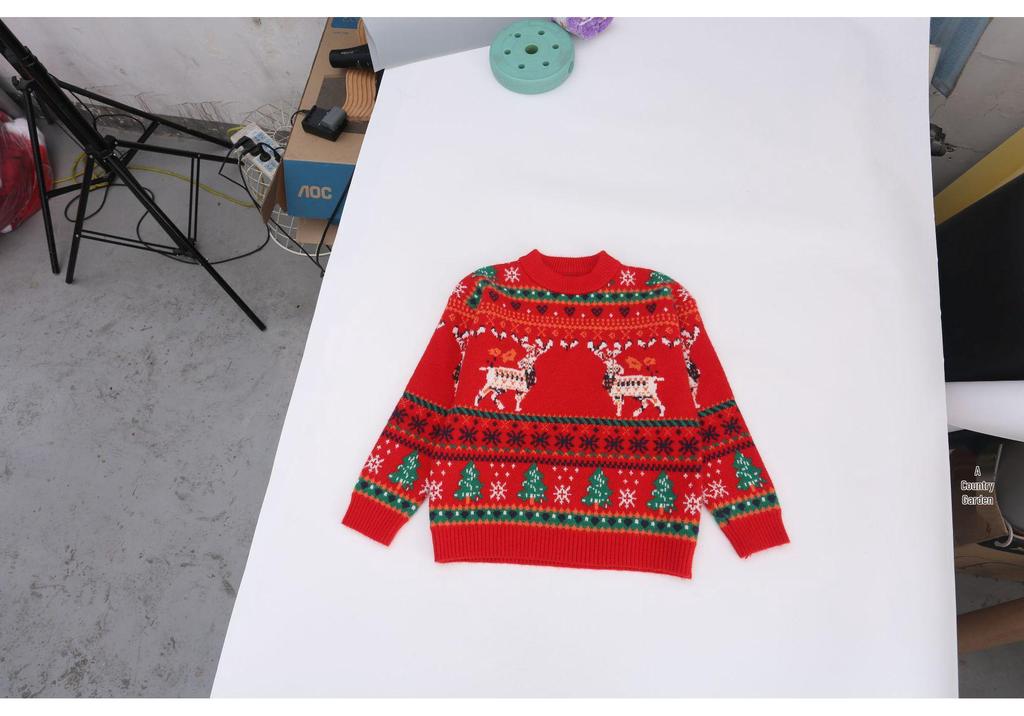 Girls' Stylish Red Christmas Sweater - Thickened for Winter 2026