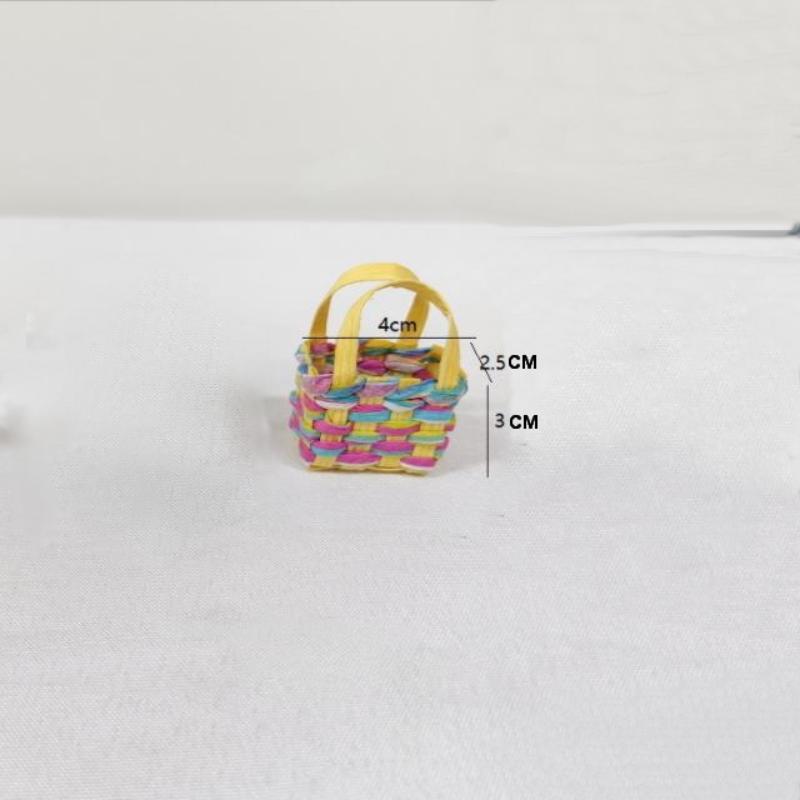 1Pcs Storage Basket Scene Props Dollhouse Mini Woven Flower Basket Carrying Basket Miniature Model Daily Necessities Decor