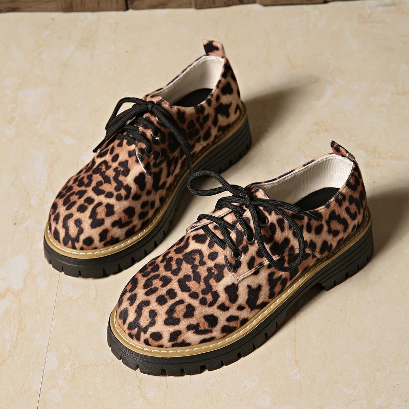 New Large-sized Casual Lofu Shoes with A Front Lace-up, Thick Heel and Round Toe for Women