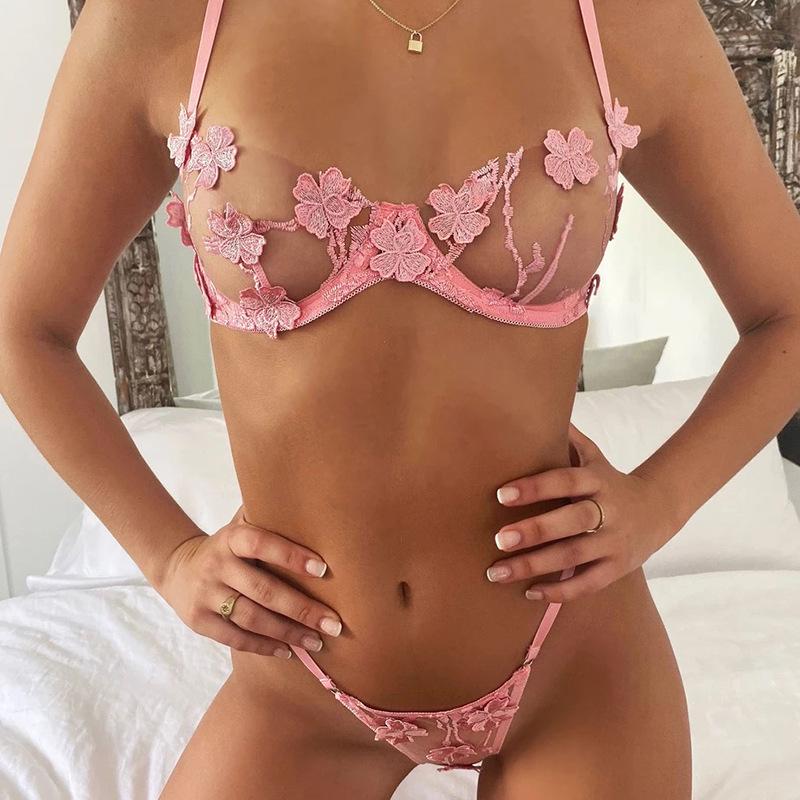 European & American Embroidered Lace Lingerie Set - Sexy Three-Piece Women's Wear