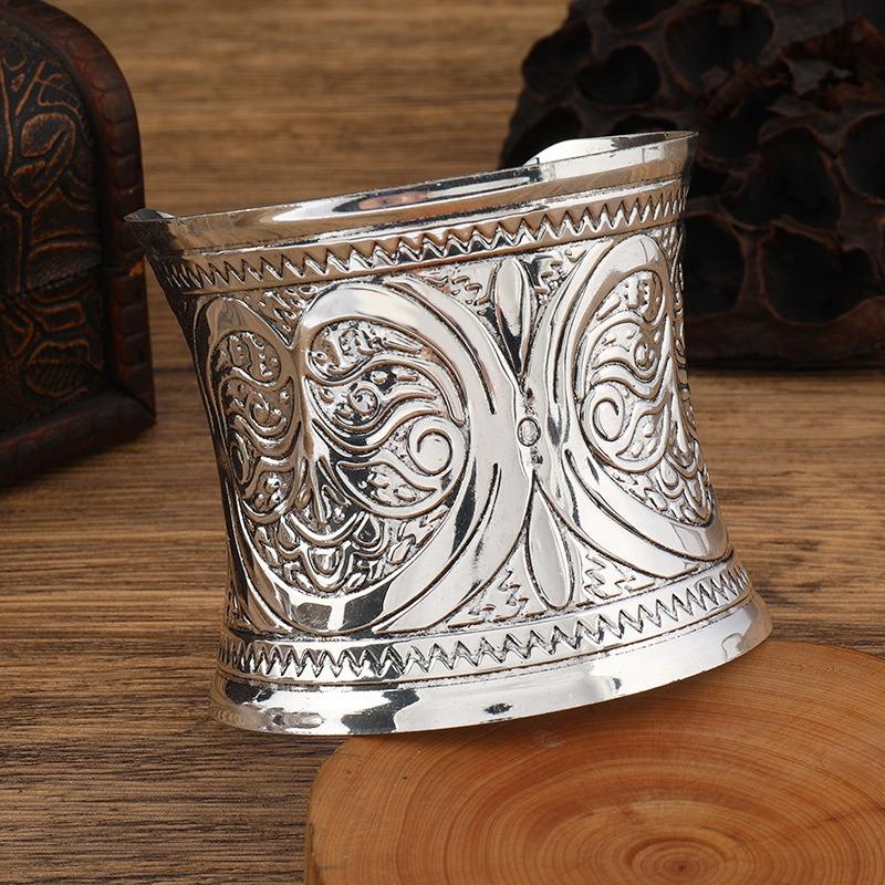 Wide Concave Bracelet Vintage Miao Silver Pattern Bohemian Bracelet Female Personality Exotic Bracelet Accessories