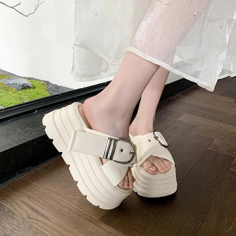 Fashion 8CM Fashion Buckle Wedge Sandals Women Outdoor Casual Platform Slippers Woman Non-Slip Sandalias Mujer Versatile Zapatos Mujer