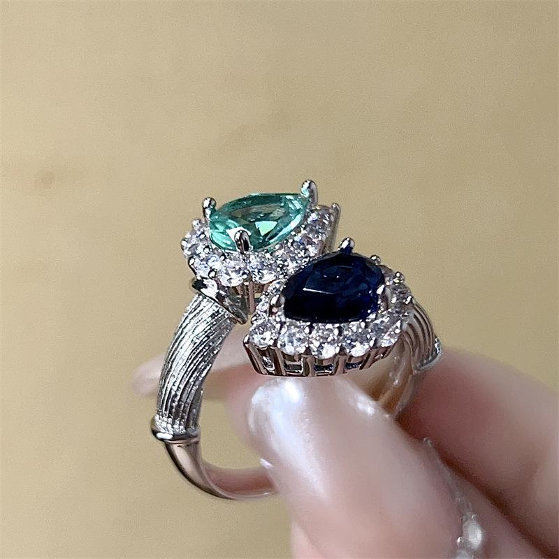 Elegant Two-Tone Water Drop Stone Ring for Women — French Romantic Index Finger Accessory