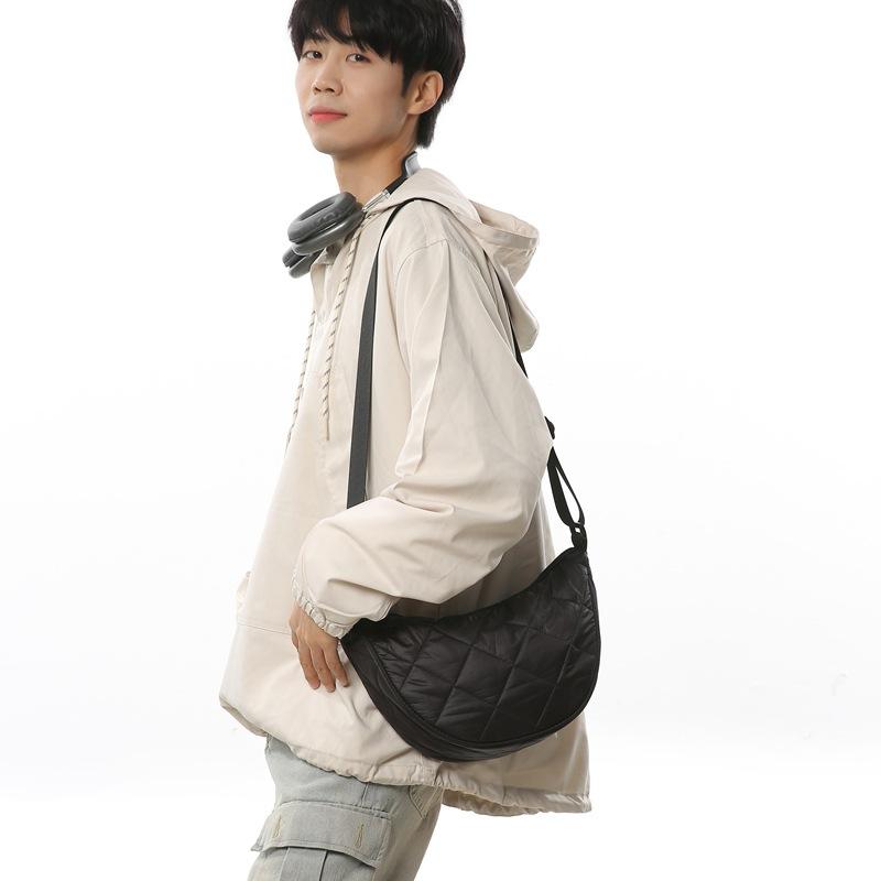 Premium Sense Bag Women'S Large-Capacity Simple Nylon Cloth Shoulder Messenger Bag Diamond Quilted Dumpling Bag
