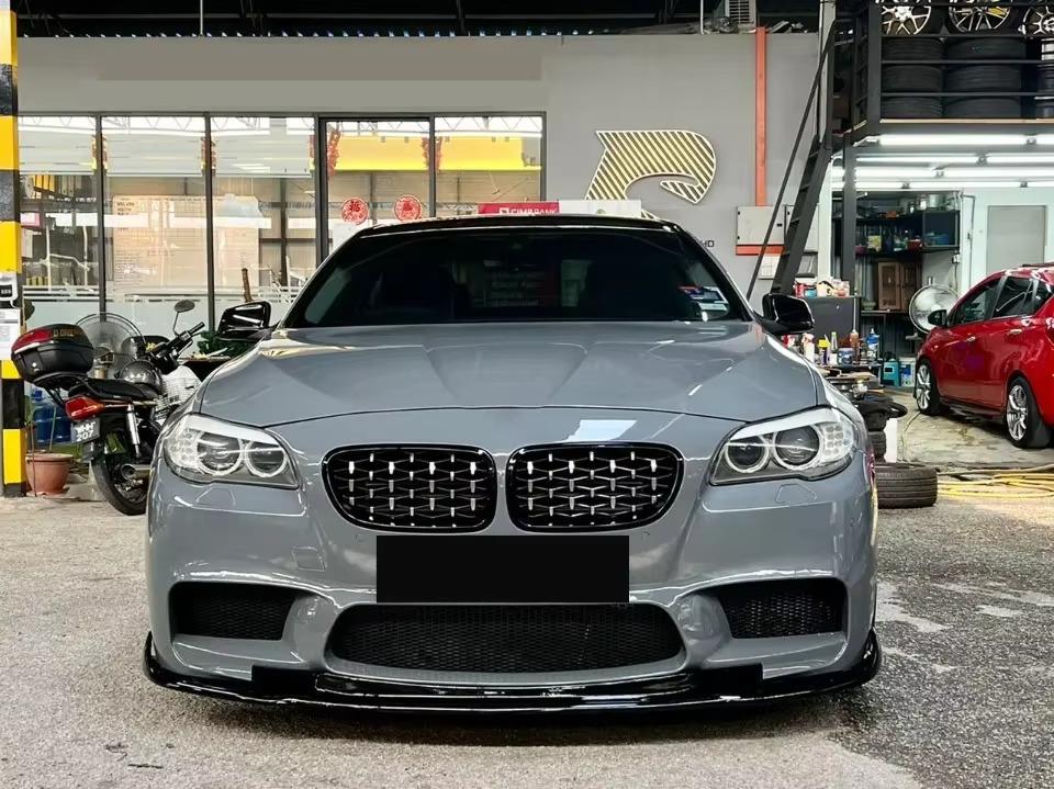 BMW 5 Series F10/F11/F18 Double Kidney Grille (2010-2017)