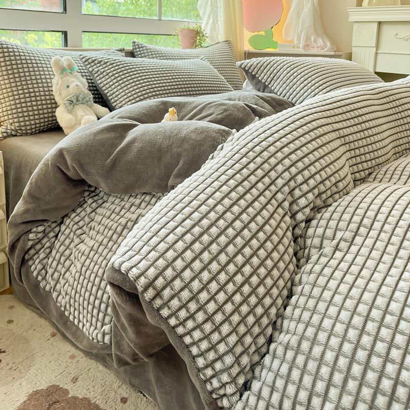 Thickened Milk Fleece Four-Piece Coral Fleece Quilt Cover Cut Flower Fleece Bed Sheet Mattress Bedding Three
