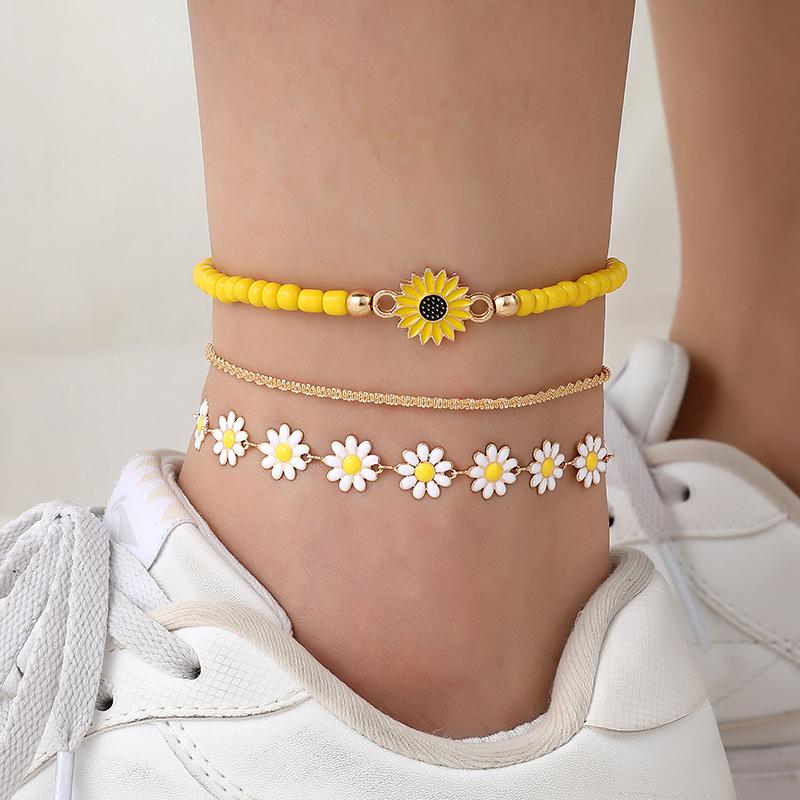 3Pcs Cute Daisy Flower Pendant Bracelet Anklet Set For Women Bohemian Beaded Sunflower Stackable Hand String Jewelry Accessories
