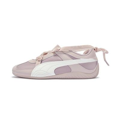 Încălțăminte pentru femei – Adidaşi