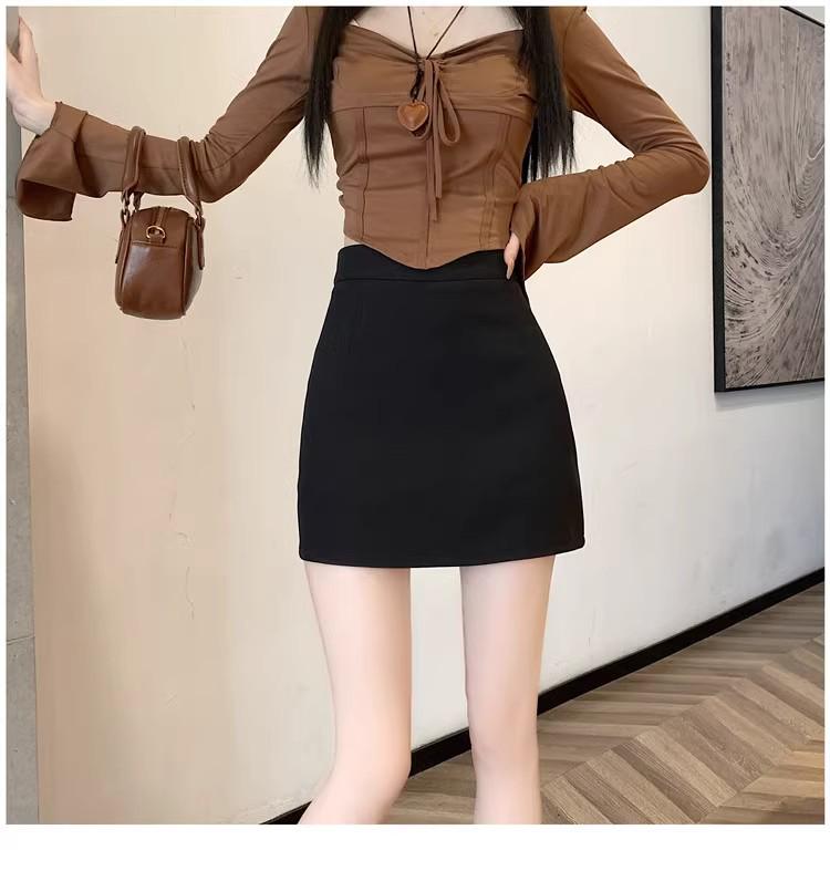 2024 Women's Black High-Waist Bodycon A-Line Short Skirt - Spring/Summer Collection