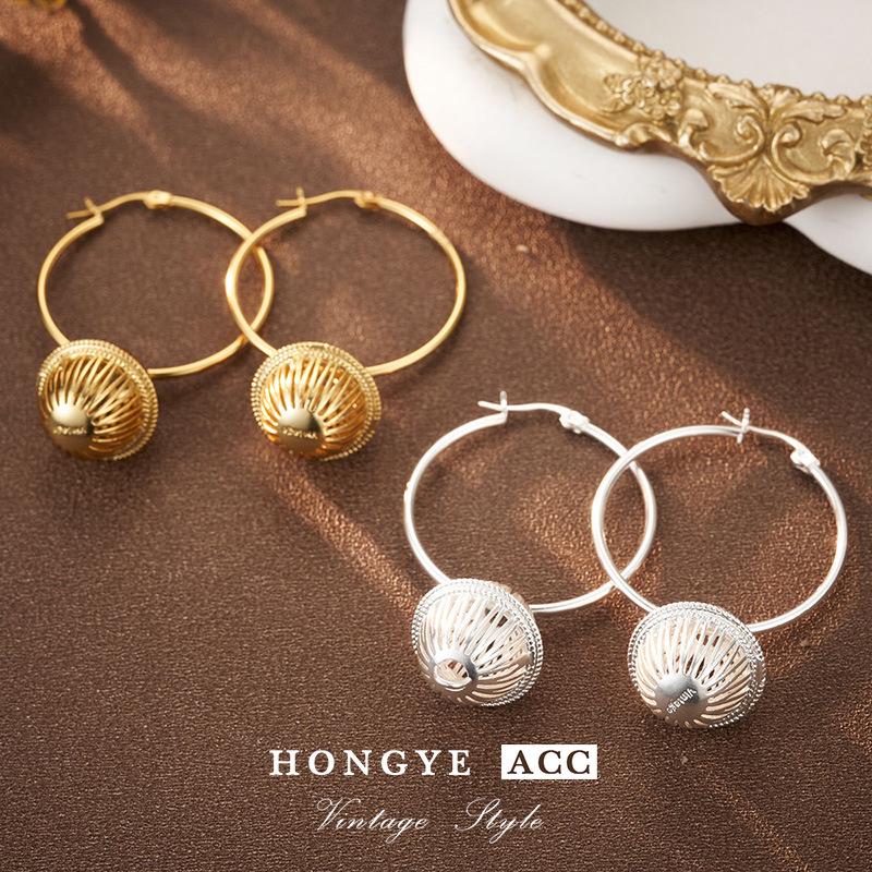 

Vintage 925 Silver Hollow Earrings for Women - Spring 2023 Collection 18K Gold