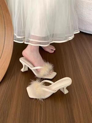 French Fluffy Slippers Women's Summer Fashion Sandals 2025 New Women's One-word High-heeled Semi-cool Slippers