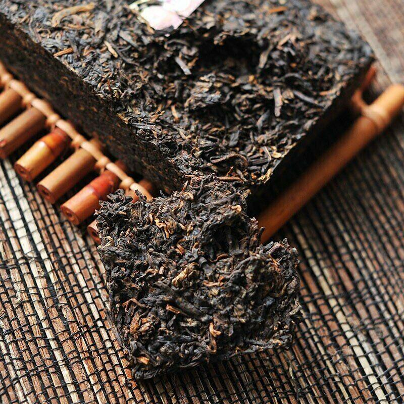 2013 Yunnan Menghai 7562 TAETEA Dayi Tea Pu-erh Brick Tea Ripe Puer Tea 250g