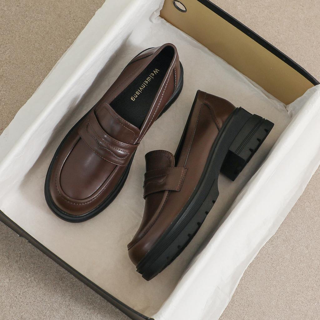 Mocasini cu platformă Weiwei girl 8009-1 pentru femei, retro, maro Maillard, pantofi mici din piele, toc gros, talpă moale, pantofi simpli