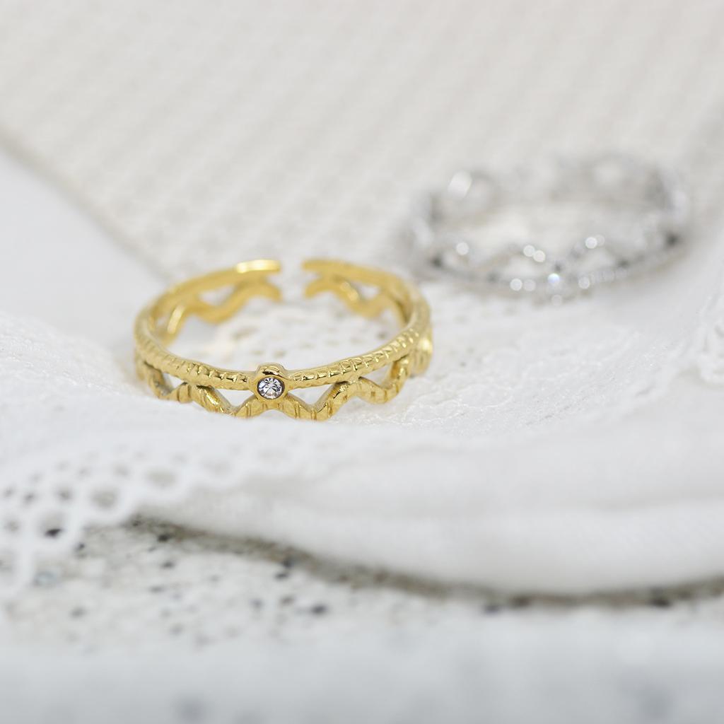 Wave Lace Ring Stainless Steel Diamond Niche Ing Wind Hemp Pattern Delicate French Open Titanium Steel Ring