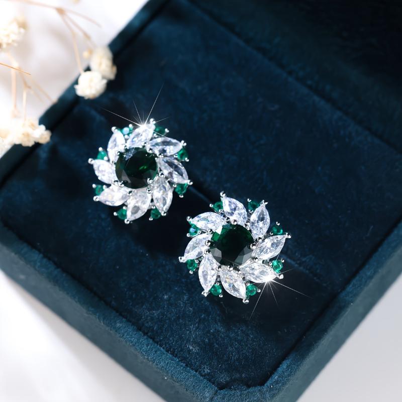 Luxury Stylish Green White Cubic Zirconia Flower Stud Earrings for Women Vintage Exquisite Engagement Wedding Zircon Gift