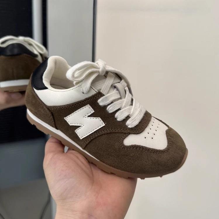 Children's sports shoes 2025 spring and autumn new soft-soled non-slip board shoes boys Forrest Gump shoes girls shoes German training shoes casual