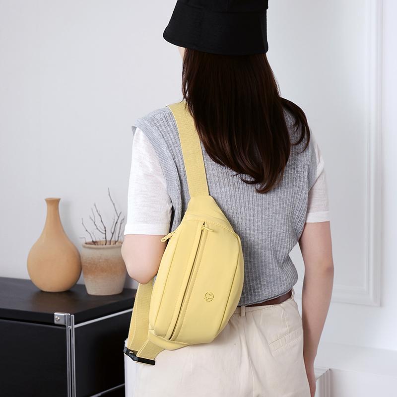 Sports Lightweight Chest Bag Women's Commuter Shoulder Crossbody Bag