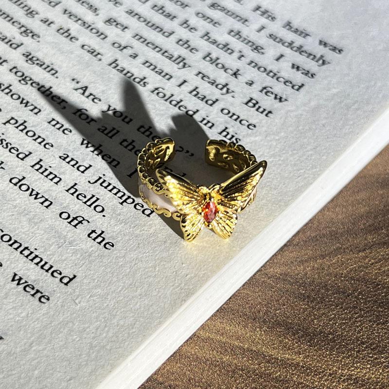 2026 White Glaze Kingdee New Chinese Retro Three-dimensional Butterfly Light Luxury Sweet Cool Ring Female Niche Design Personalized Couple Ring Resizable
