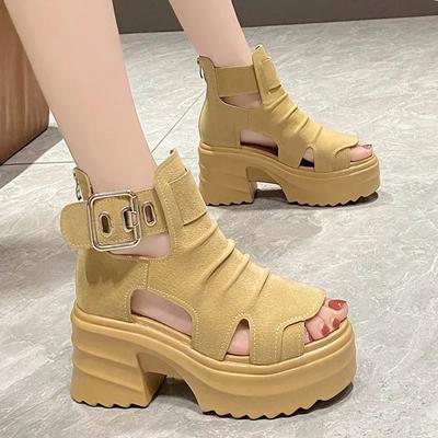 Mode 2025 Neue Gothic Klobige Plateausandale Damen Sommer 2025 Keile Peep Toe Gladiatorschuhe Frau Dicke Sohle Hohe Absätze Sandalen