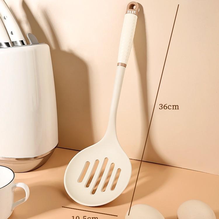 High-Grade Silicone Soup and Porridge Ladle - Non-Stick, Long Handle, Large Size, Food-Safe.