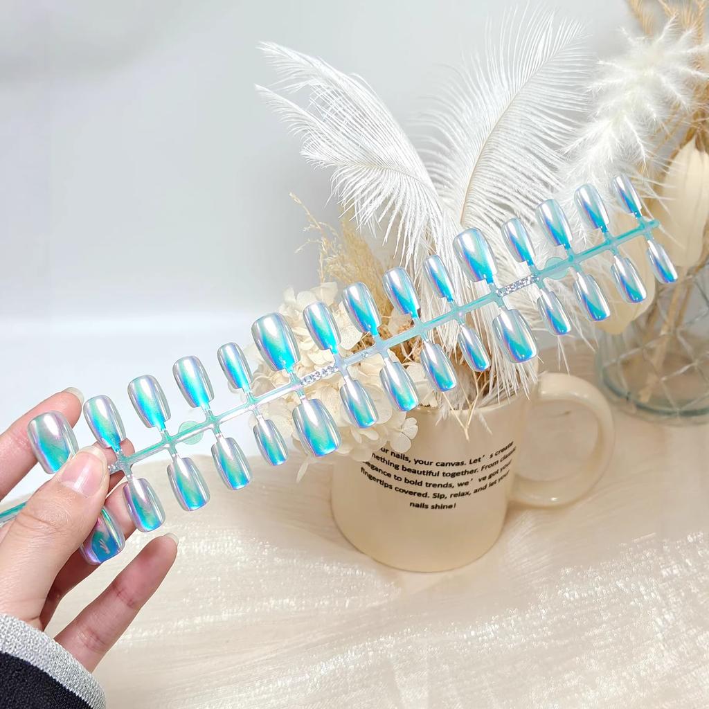 30 Pieces Of New Azure Blue Electroplated Aurora Cat Eye Manicure Short Square Wearable Nails With White And Transparent Prefabricated Nails