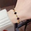 Modisches Temperament Leichter Luxus Vierblättriges Kleeblatt Armband Weibliche Internet-Berühmtheit Persönlichkeit Allround Klein Frisch Handschmuck