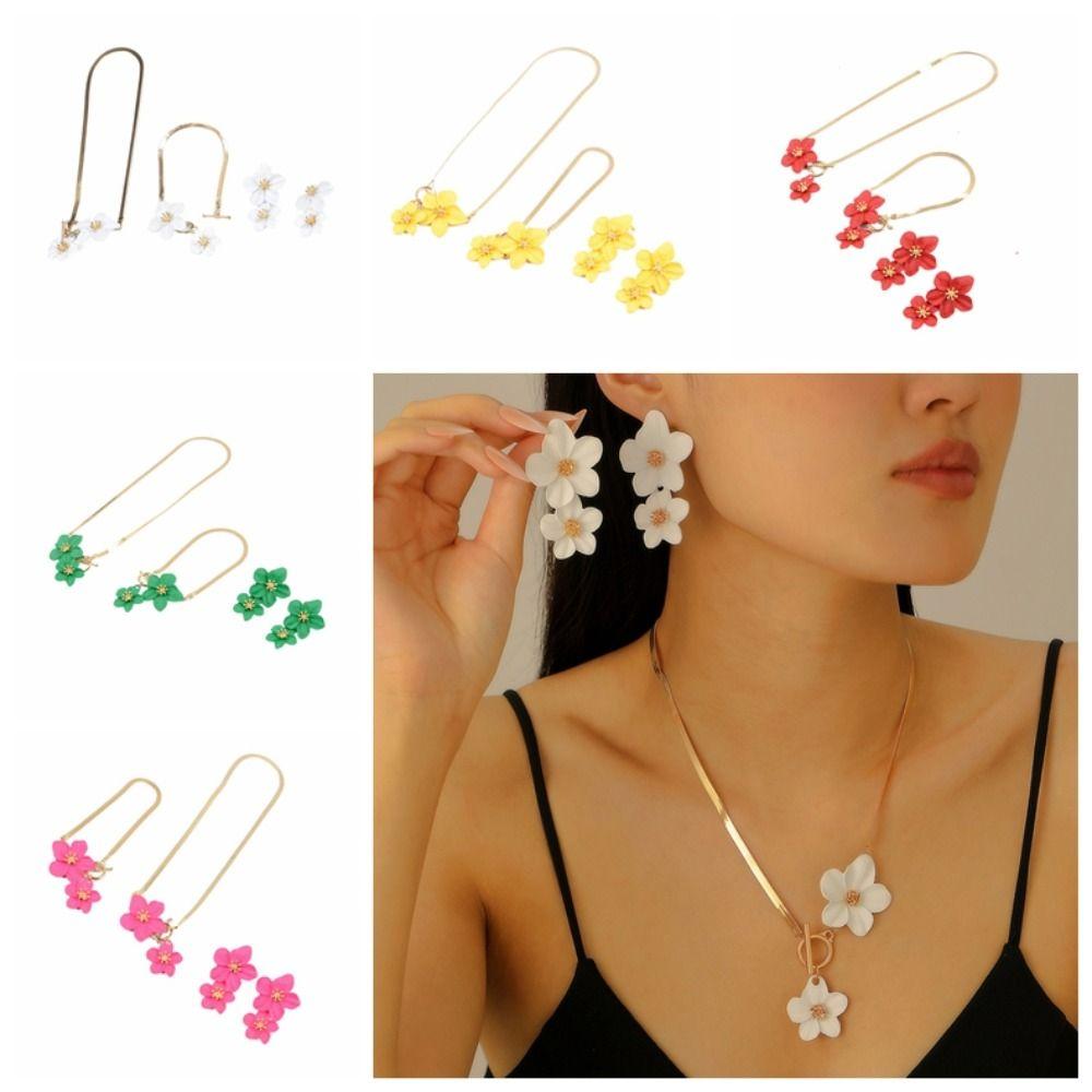 Metal Flower Necklace Earrings Set OT Buckle Pendant Jewelry Suit Vintage Flower Jewelry Set  Women