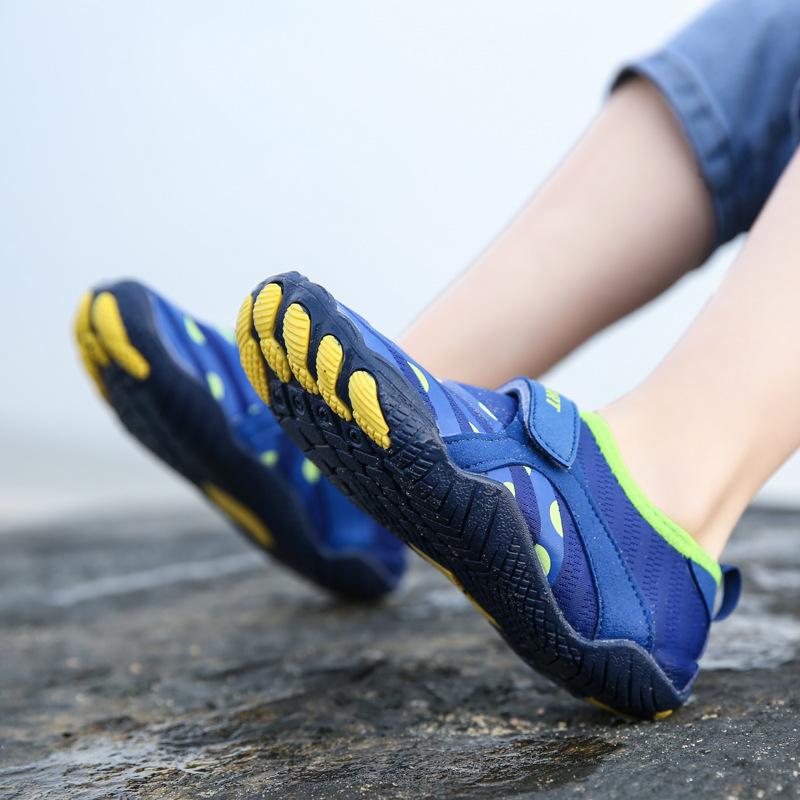 New children's creek shoes Velcro adjustable elastic lightweight breathable casual fashion non-slip wading shoes