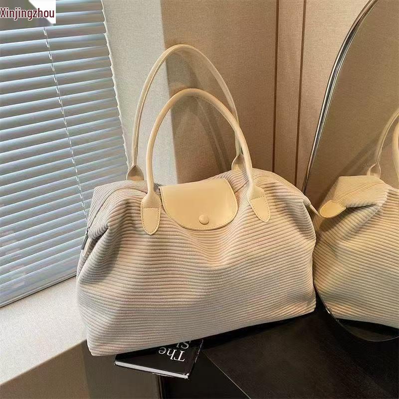 XinJingZhou Lightweight Large Capacity Travel Duffle Bag