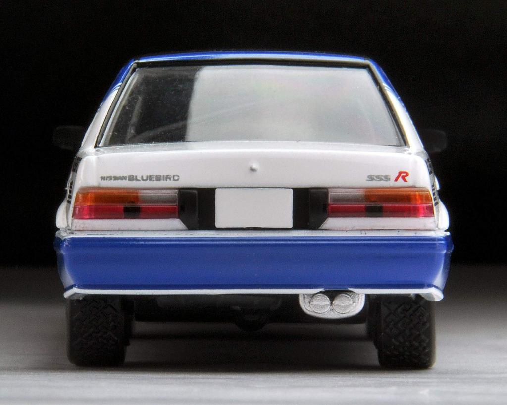Tomica Limited Vintage Neo Nissan Bluebird 88 year finished product 1/64 LV-N185a SSS-R