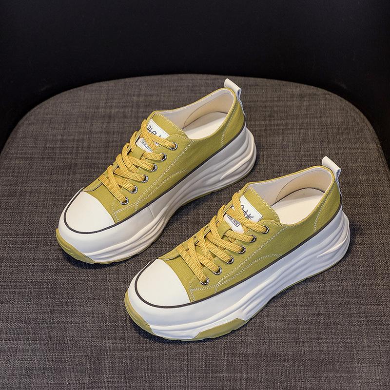 2025 new casual fashion versatile platform canvas shoes women's retro niche ins casual sports white shoes
