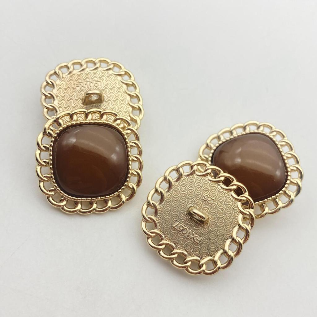 5 Stück 5 Stück Xiaoxiangfeng Handgemacht DIY Perlglanzfarbe Hanfseil Kantenkette Harz Metall Kombination Schnalle Dekorative Accessoires Kleidungsknöpfe