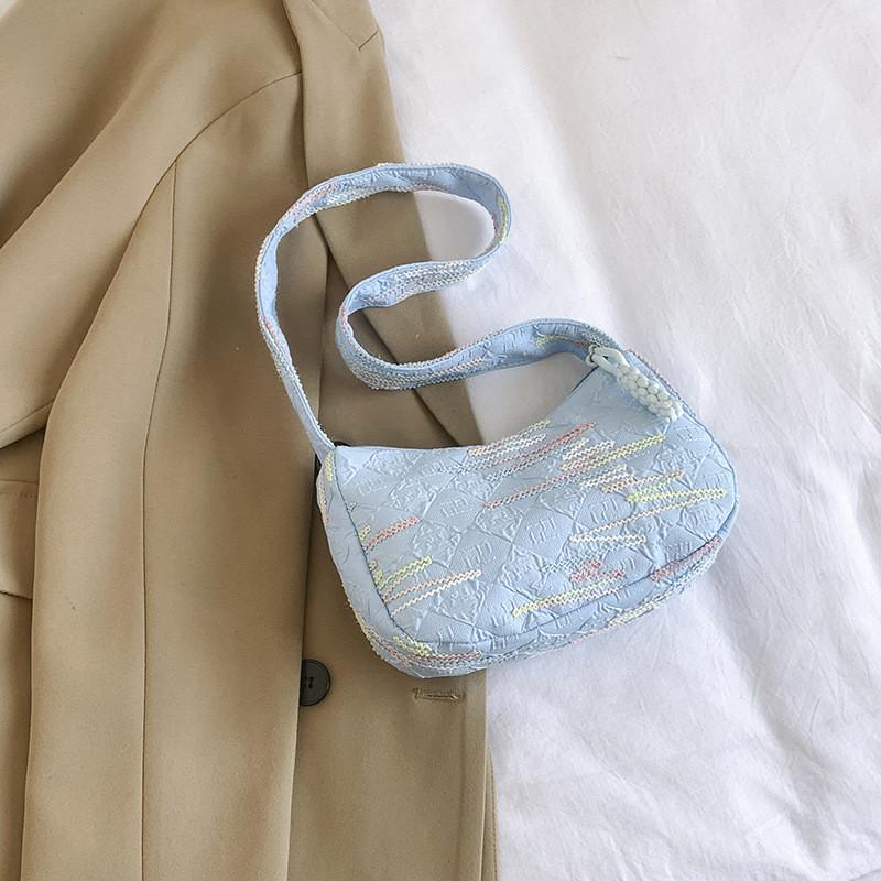 Chic And Minimalist New Moon Shoulder Bag For Summer With Spacious Design For Daily Use