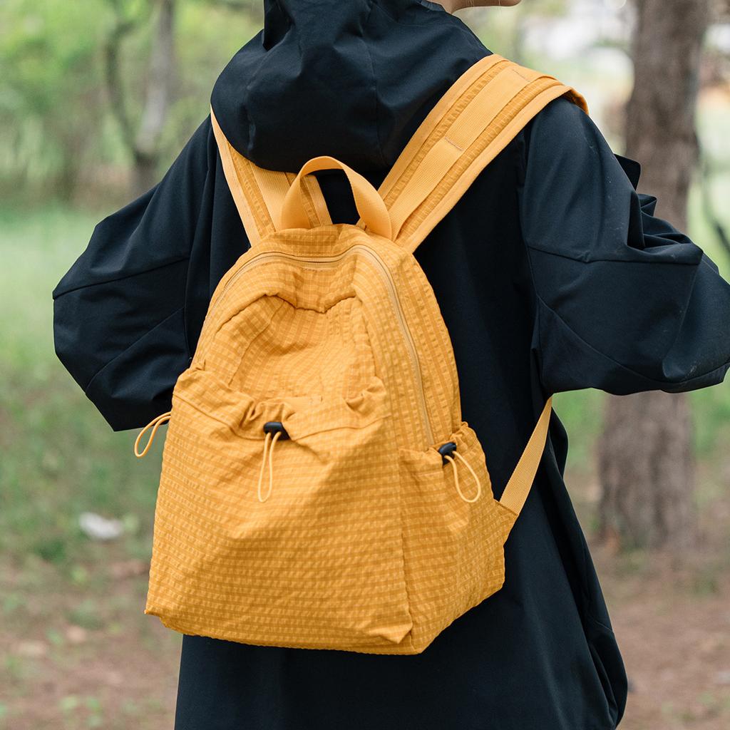Schoolbag Korean version of simple fashion backpack summer leisure folds large capacity lightweight backpack commuter travel versatile schoolbag