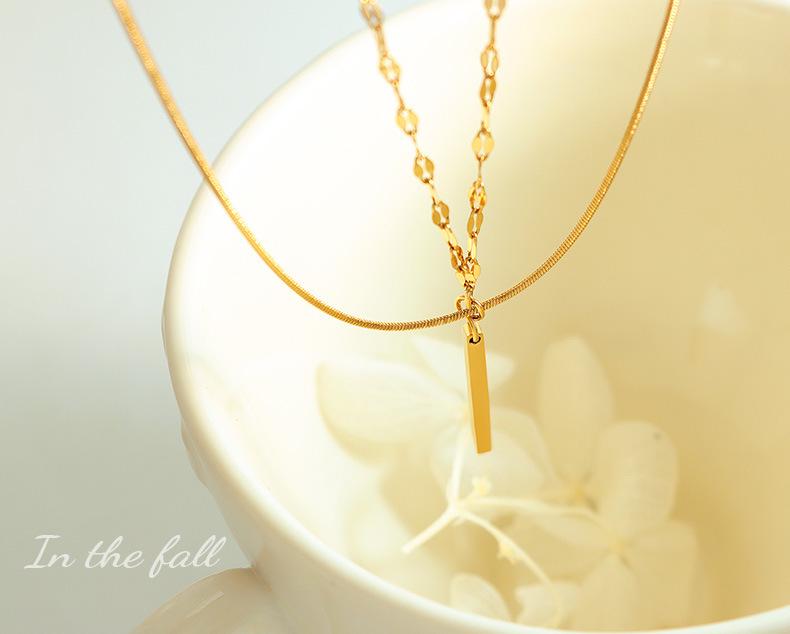 Light Luxury Rectangular Pendant Multilayer Necklace: European & American Niche Design, Titanium Steel Women's Clavicle Chain