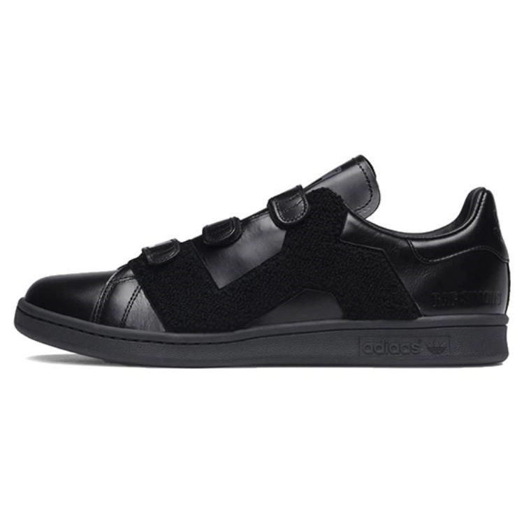 

Черные кроссовки унисекс adidas Raf Simons x Stan Smith Comfort Badge Core BB6886