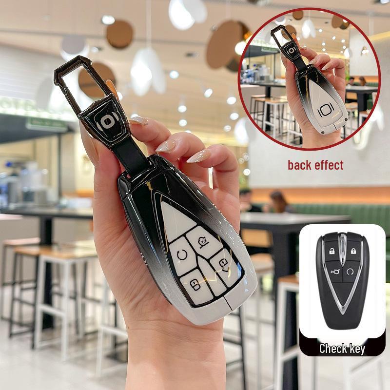 Fits 2025 Changan Qiyuan A07, A06 New Energy, and A05 models — Metal Remote Key Cover with Buckle