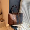 Bag Women's Tote Bag Large Capacity New Versatile Color Matching Versatile Shoulder Bag Temperament Work Commuter Bag
