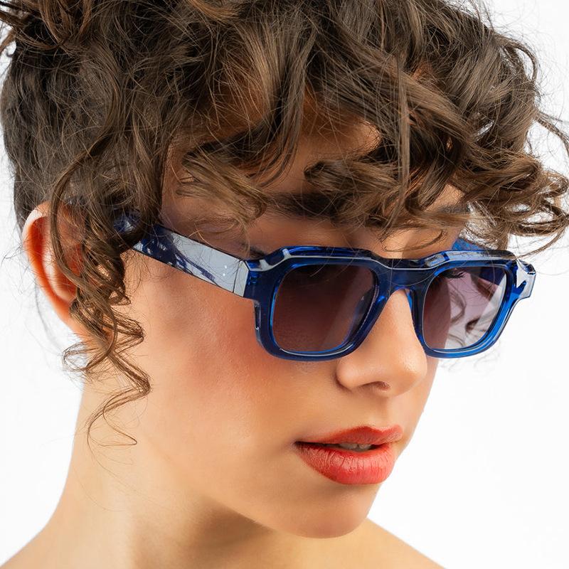 New Vintage Square Sunglasses Women Men Brand Rectangle Sun Glasses Female Oval Eyewear Oculos De Sol for Male Female Eyeglasses