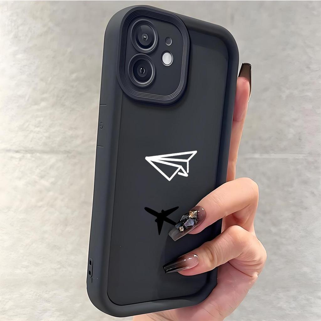 Dual-Line Sky Eye Black Groove Phone Case for iPhone 15/16/17