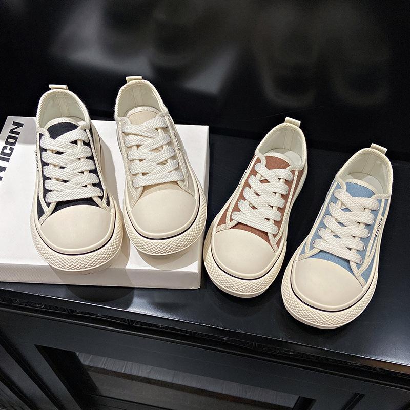 Frühjahr und Sommer 2025 neue koreanische Version von Canvas-Schuhen, Studentinnen tragen vielseitige Freizeitschuhe mit dicker Sohle, Ins-Trend-Board-Schuhe, Damenschuhe
