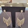 ARTRIA Simple Chandelier (Large) Crystal Earrings CHAERET0007WHF