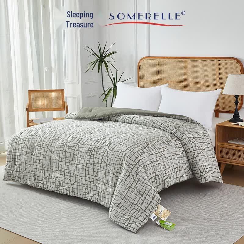 SOMERELLE Silk Protein Washable Quilt
