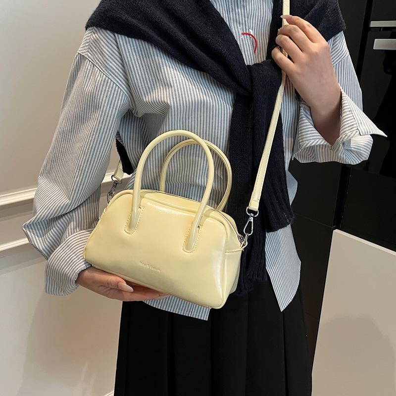 Handbag Women's New Casual Messenger Bag Commuter Shoulder Bag