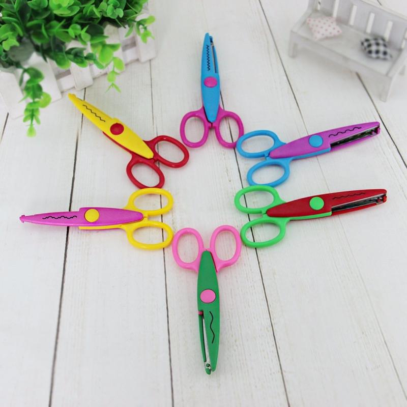 Assorted Colors Plastic Safety Paper Wave Lace Edge DIY Scissors for Kids