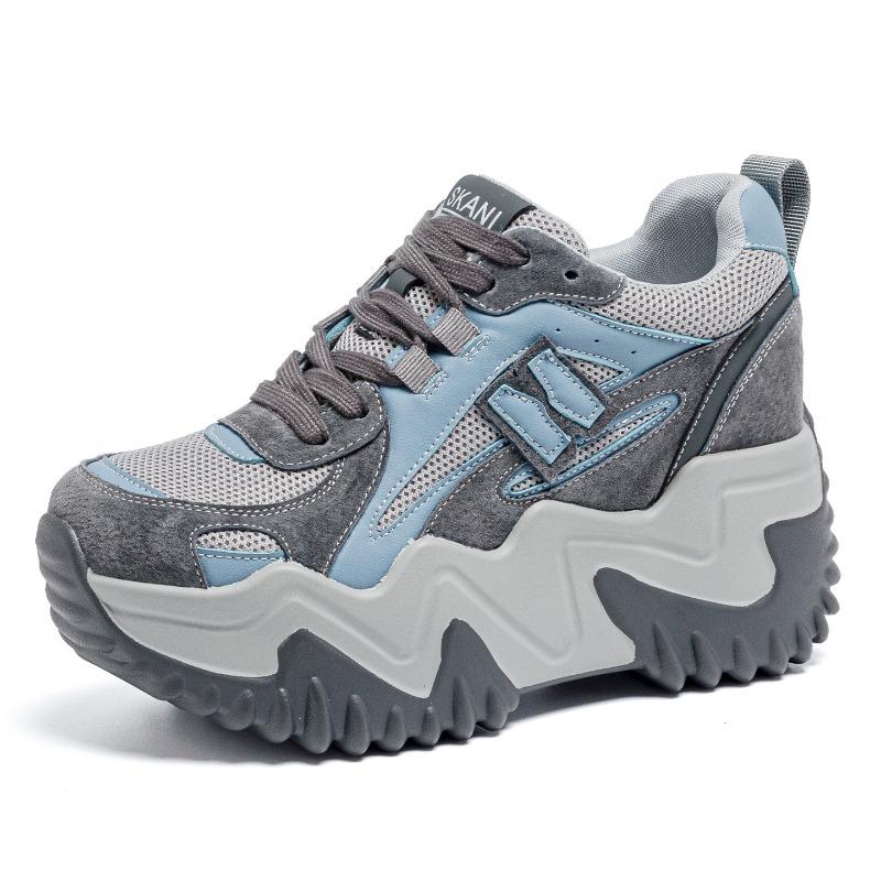 Autumn retro women s new versatile soft-soled lightweight casual flat-bottomed color matching sneakers 34