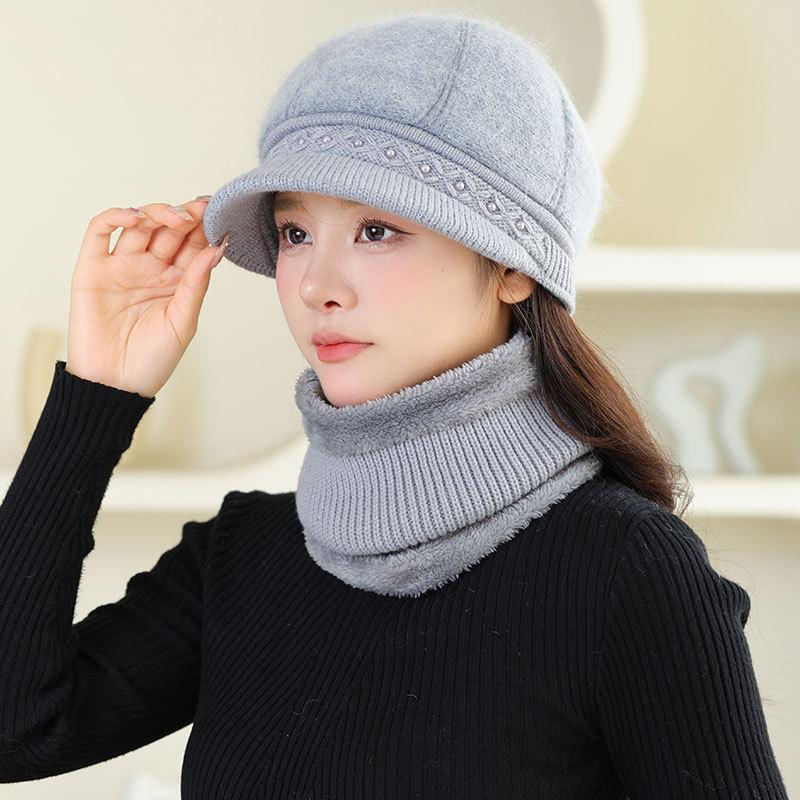 Middle-aged and old plush warm rabbit plush cap lady mother fashion cold-proof knitted hat outdoor wool hat